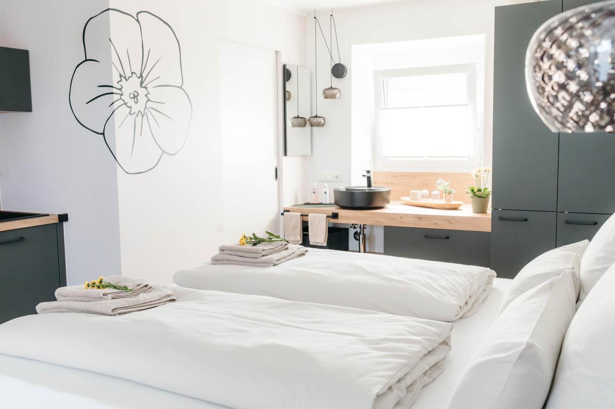 Pension Blumenwiese - Mitten Im Thermenland Burgau Luaran gambar